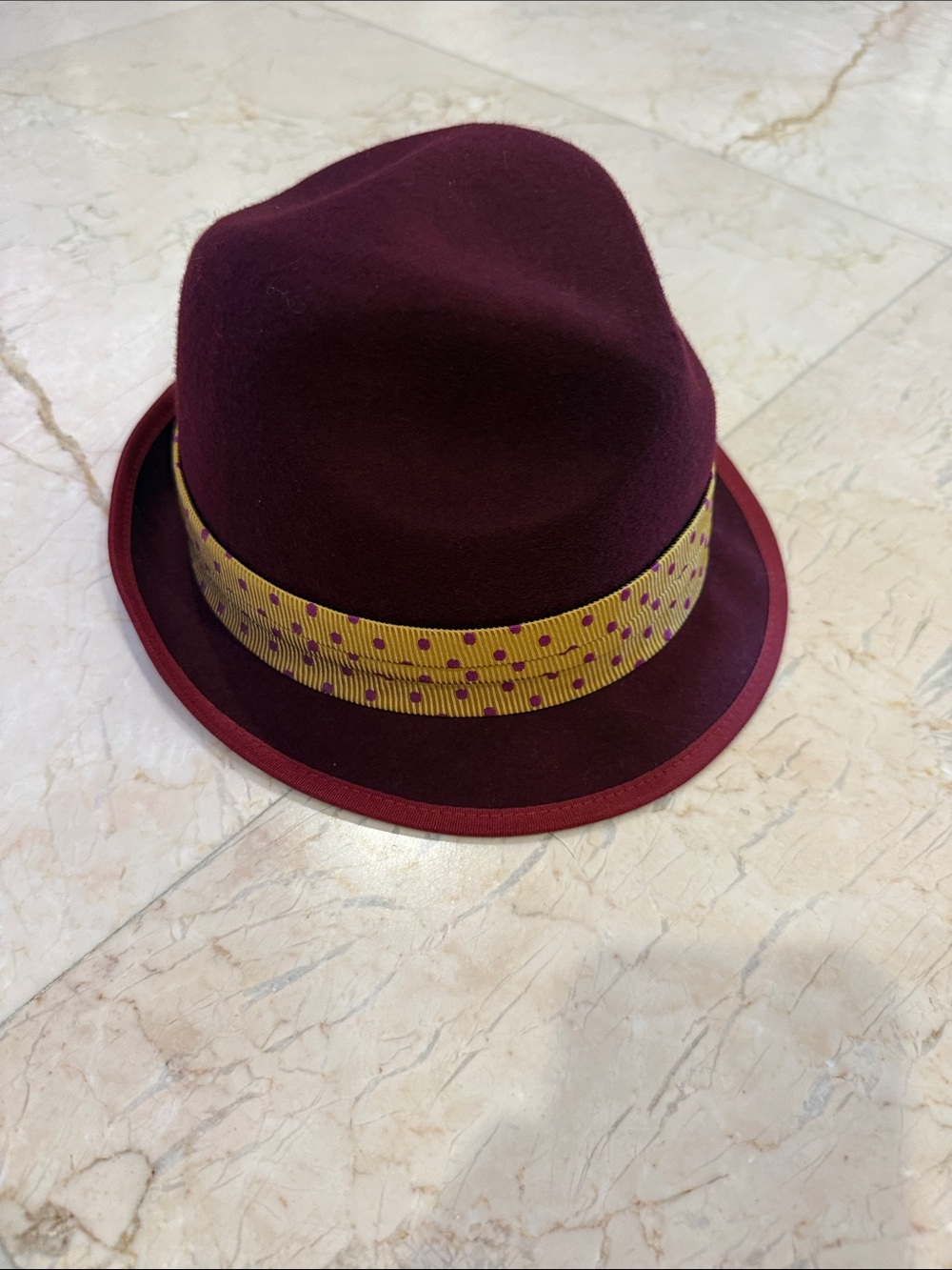 Saks Fifth Avenue Burgundy Womans Felt Fedora with Yellow Dot Band